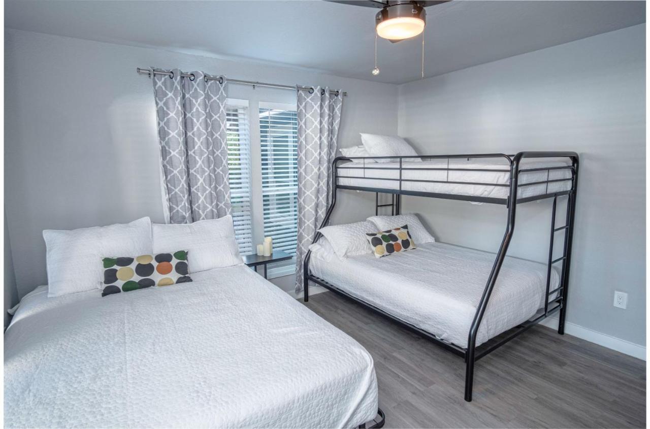 Stylish 4 Br2Ba Renovated Home Near Downtown San Antonio Eksteriør billede
